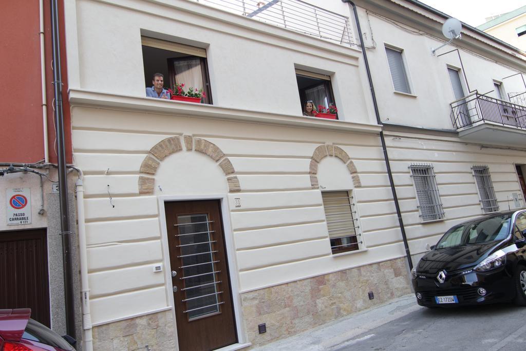 Rosemary Charming Rooms Termoli Kültér fotó